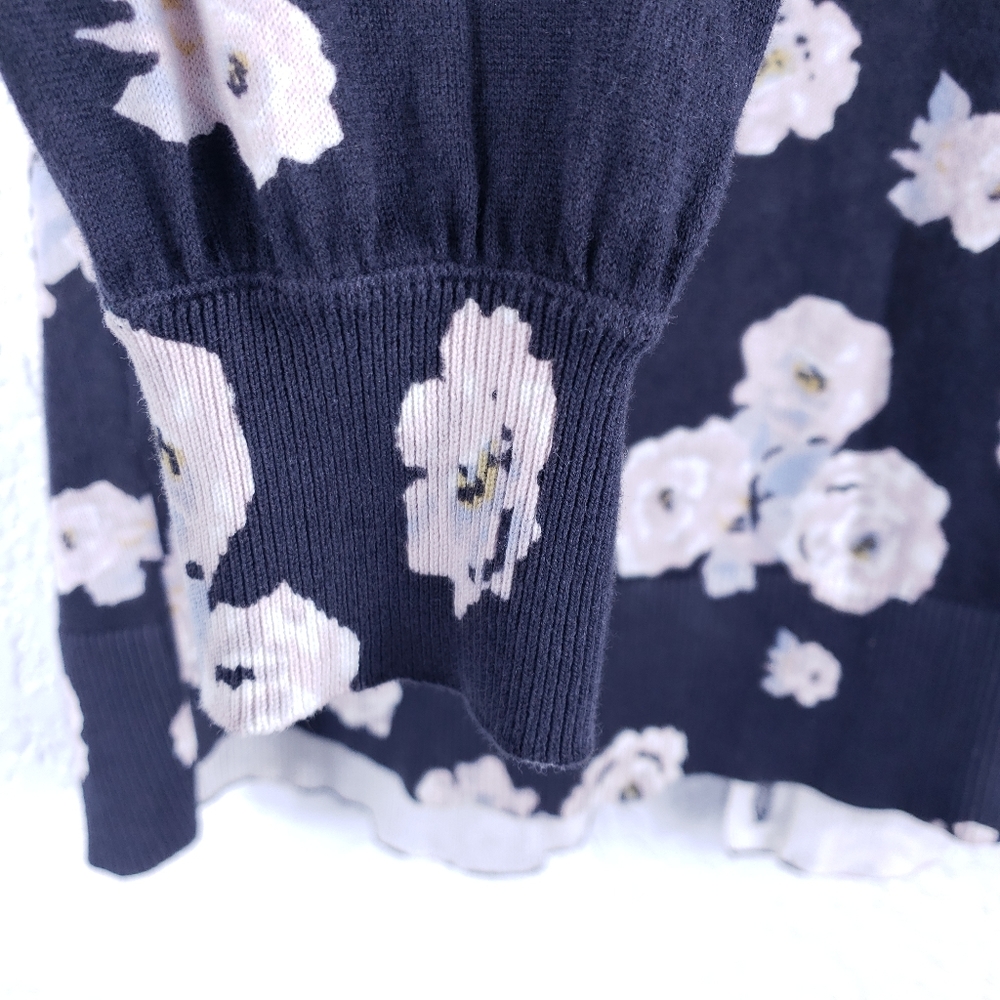 LOFT Women’s 100% Cotton Floral Button Front Sweater – Gray & Blush Pink – Size - Picture 10 of 10
